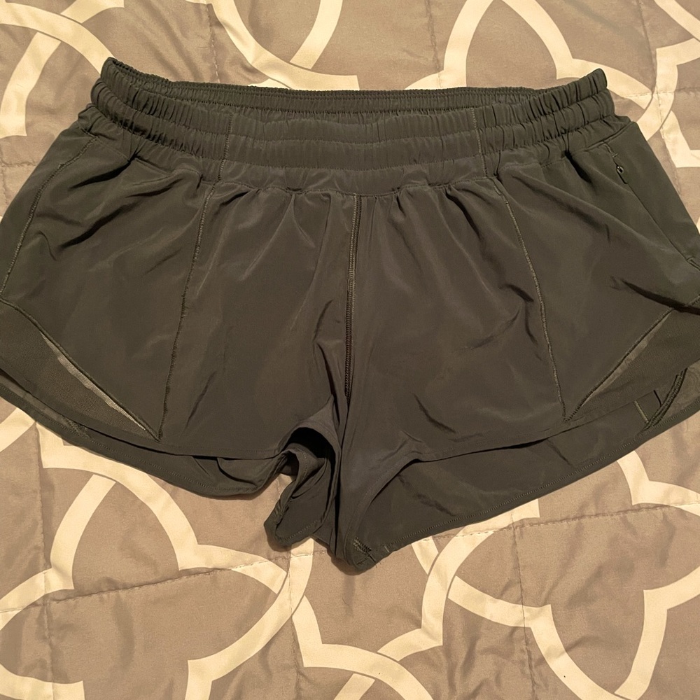 Lululemon hotty hot short 🍋